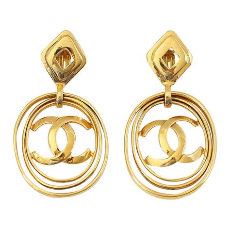 chanel heart hoop earrings|vintage chanel gold hoop earrings.